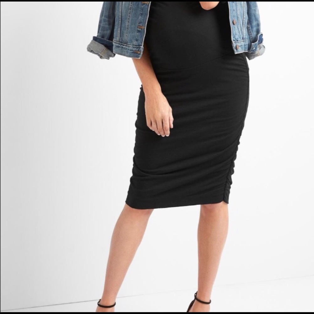 GAP Maternity Full Panel Ruched Midi Skirt